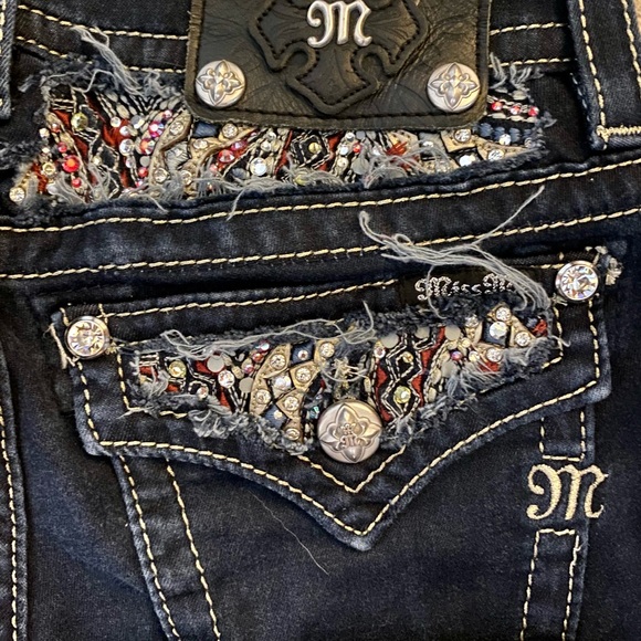 Miss Me Dark Wash Skinny Jeans - Picture 4 of 7